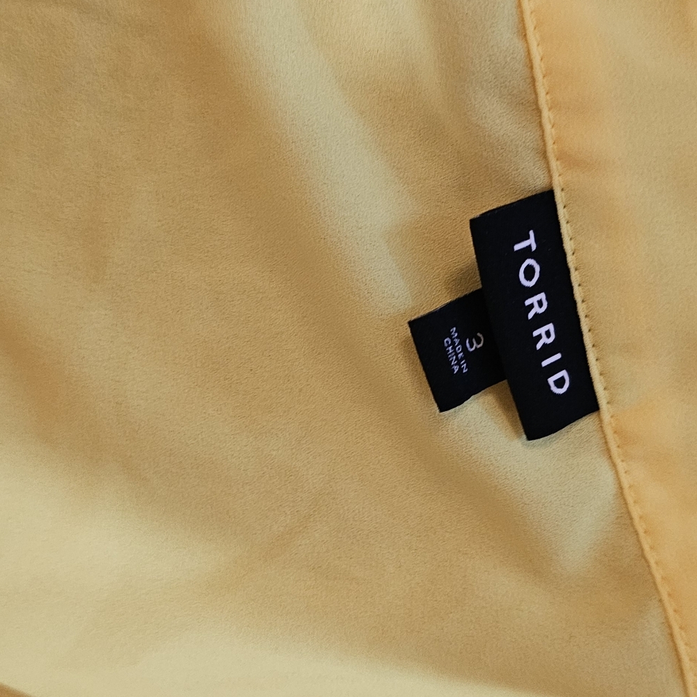 Neon yellow blouse - Picture 4 of 4